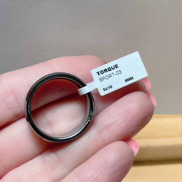 TORQUE Mens Size 10 Tungsten Carbide Beveled Edge Satini Finish Comfort Fit 8mm - Picture 5 of 8